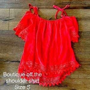 Boutique tied off the shoulder top